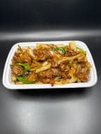 Best Beef w. Scallions 葱爆牛肉 in Orangeburg, NY